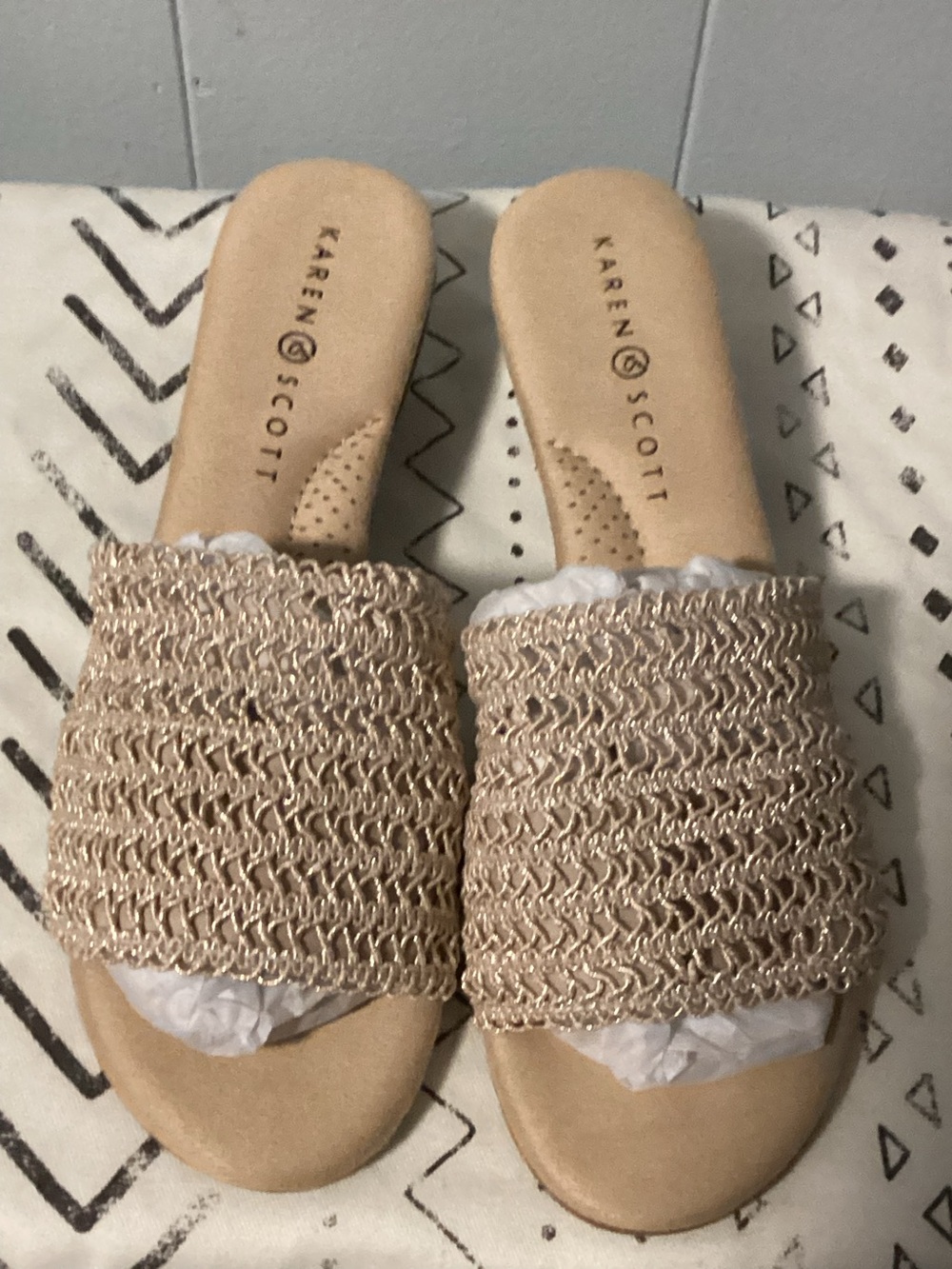 NWOB Karen Scott Gold Belharbo mesh,woven, slip on sandals SUPER comfy!